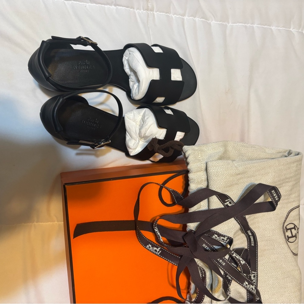 Black Women's Sandals